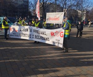 Protest w Katowicach. Tysiące związkowców na ulicach. Padły mocne słowa o „zbrodniczej ideologii”