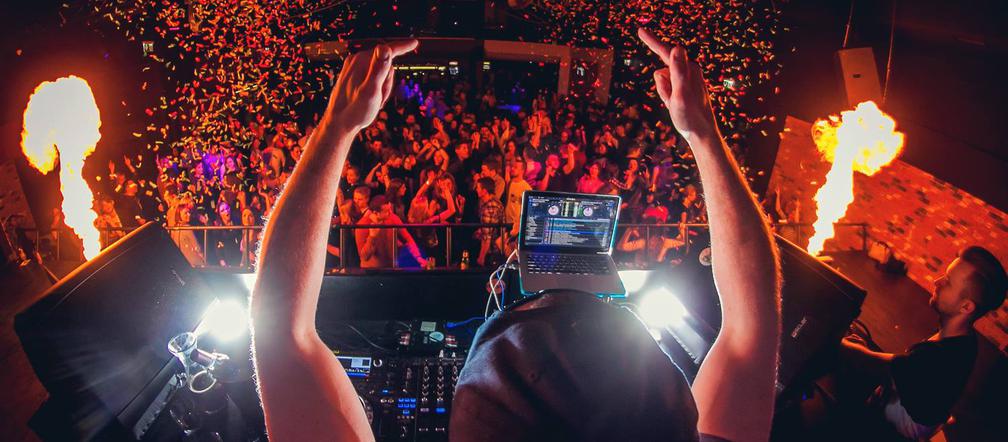 Girls love DJs w HoS