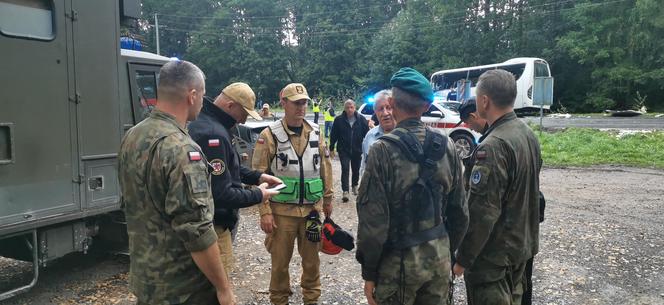 Wypadek w pobliżu Konotopu  - autobus z tirem 