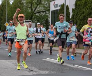 Wings for Life 2023. Tysiące biegaczy na ulicach Poznania