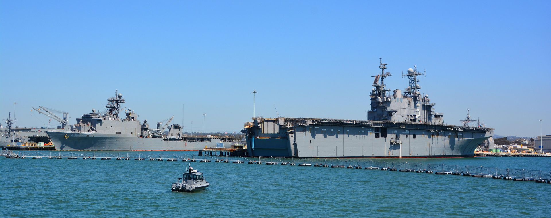 Okręt desantowy USS New Orleans (LPD-18)