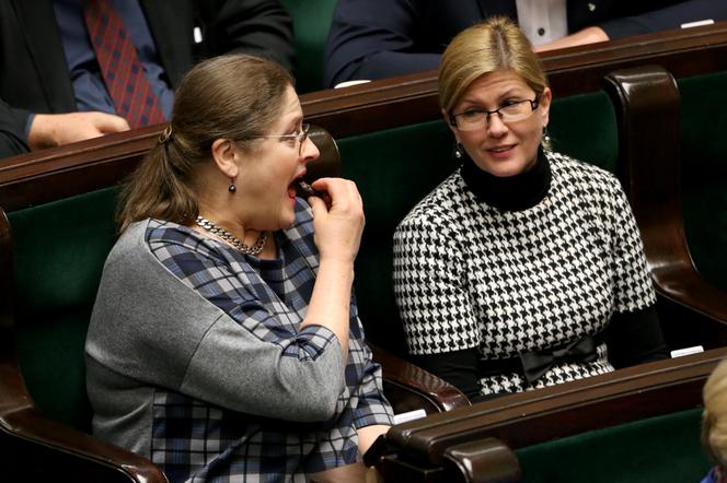 SEJM POSIEDZENIE NUDA JEDZENIE