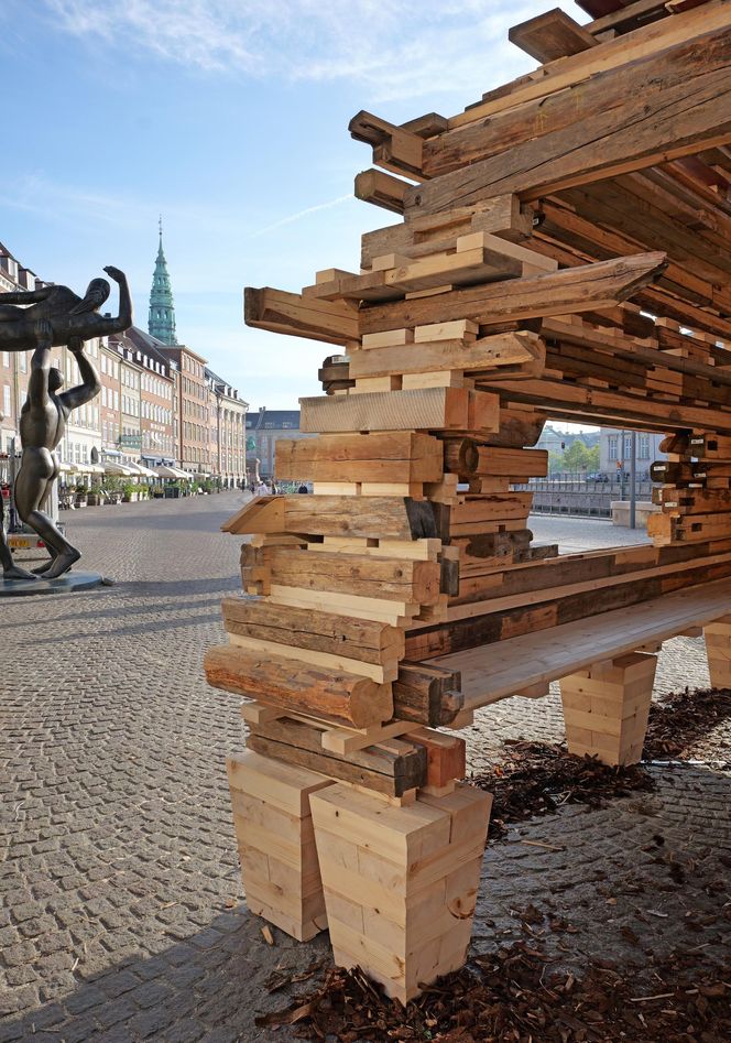 Barn Again - jeden z dwóch prezentowanych na Biennale pawilonów