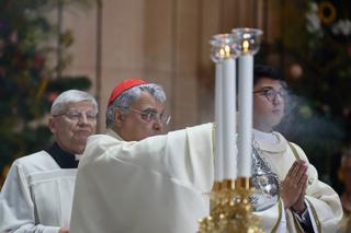 Tłum pielgrzymów w Warszawie. Wierni przybyli na beatyfikację kard. Stefana Wyszyńskiego