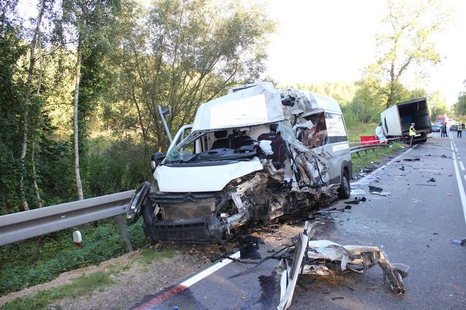 Proniewicze. Tragiczny wypadek na DK 19. Zginęło dwóch kierowców