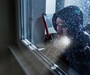 Wyjeżdzasz na święta? Nie daj się okraść! Zabezpiecz dom przed wyjazdem