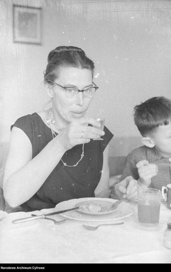 Wielkanoc w gronie rodzin Tuszko i Ciasiów (1960) 