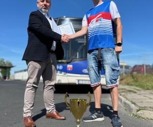 Bydgoszczanin najlepszym kierowcą autobusu! Szymon Kornacki został mistrzem Polski Kierowców Zawodowych