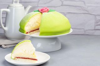 Ten szwedzki tort bije rekordy popularności. Prinsesstårta jest zjawiskowa i przepyszna 