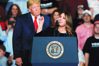 Trump chce synowej we władzach partii