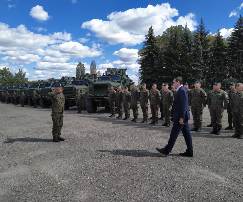 Premier Morawiecki w Siedlcach – Cougary przekazane 18. Dywizji Zmechanizowanej 