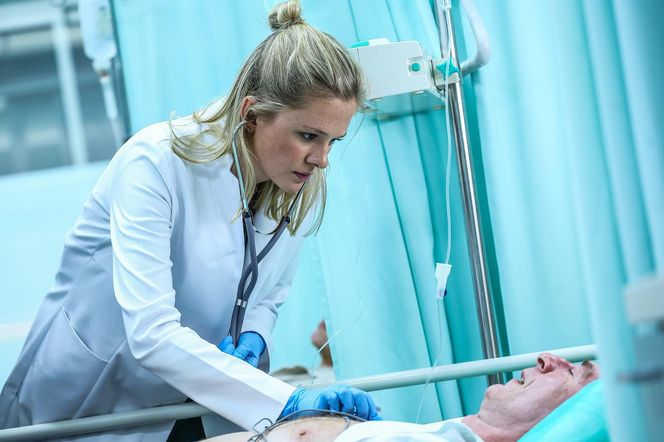 Szpital św. Anny odc. 1.  Kaja Piotrowska (Ada Szczepaniak)