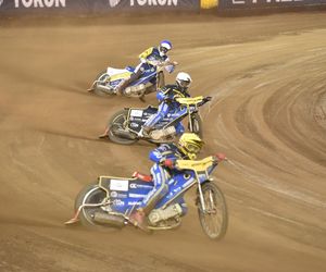 PRES Grupa Deweloperska Toruń - Bayersystem GKM Grudziądz, zdjęcia Motoareny. Fotorelacja z trybun i toru