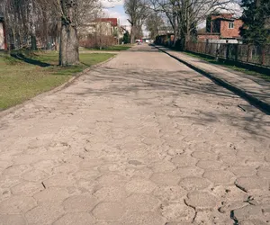Droga obok dworca zostanie wyremontowana! Mieszkańcy są zadowoleni