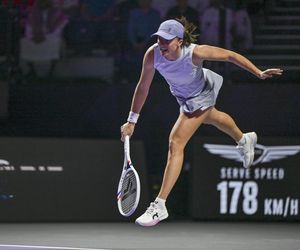 Iga Światek mecz z Jeleną Rybakiną