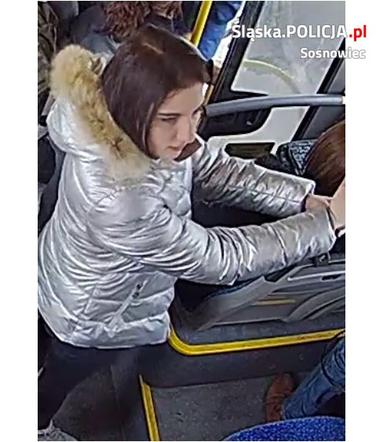 Kobieta i mężczyzna okradli pasażerkę autobusu w Sosnowcu