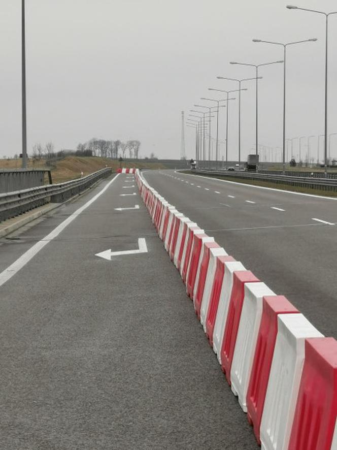 GDDKiA pod dwóch tragicznych wypadkach zamyka zjazd MOP Kaszyce na autostrade A4
