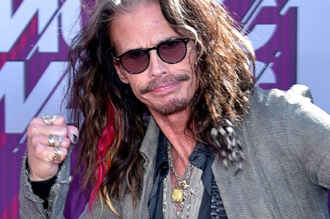 Steven Tyler wystąpił pierwszy raz od momentu problemów wokalnych! Na koncercie nie pojawił się Joe Perry