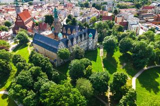 Zawalił się fragment muru przy Zamku Książ w Wałbrzychu