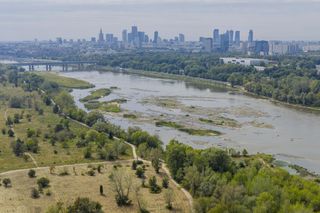 Wisła wysycha. Tak źle nie było nigdy w historii. Zdjęcia z lotu ptaka obrazują skalę suszy