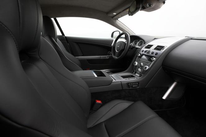 Aston Marin DB9 Volante