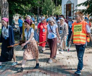 Pątnicy zmierzają „Prawosławnej Częstochowy” w małej wsi w woj. lubelskim