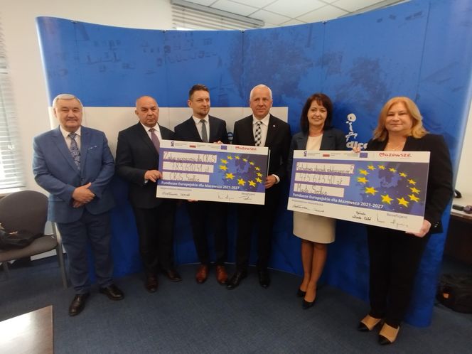 Umowy na dofinansowanie inwestycji w CKiS i Budowlance zostały już podpisane.