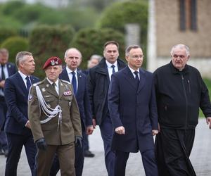 Obchody 14. rocznicy katastrofy smoleńskiej w Krakowie. Andrzej Duda na Wawelu