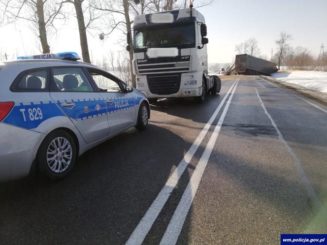 Kukowo: Tragiczny wypadek na DK 65. Nie żyje kierowca ciężarówki. Był obywatelem Białorusi