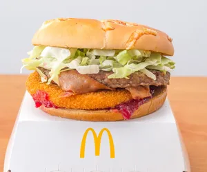 Cena Drwala w McDonald's. Ile kosztuje burger Drwala w 2022?