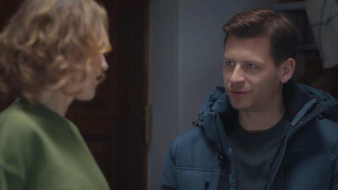 M jak miłość odc. 1861. Natalka (Dominika Suchecka), Adam Karski (Patryk Szwichtenberg) 