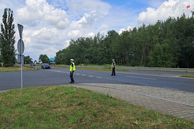 Policjanci z Bierunia śledzą zachowania kierowców na skrzyżowaniach