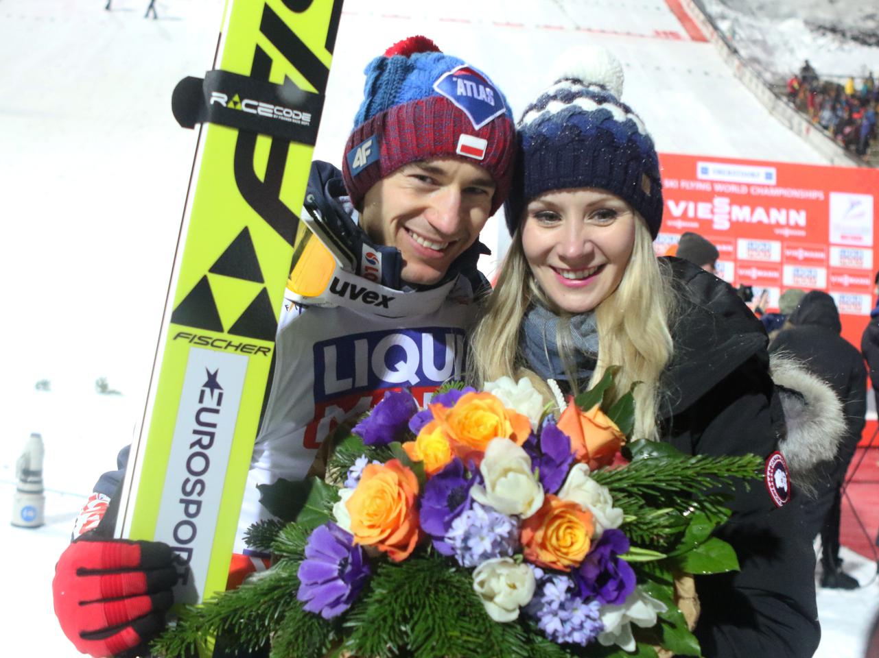 KAMIL STOCH Z ŻONĄ