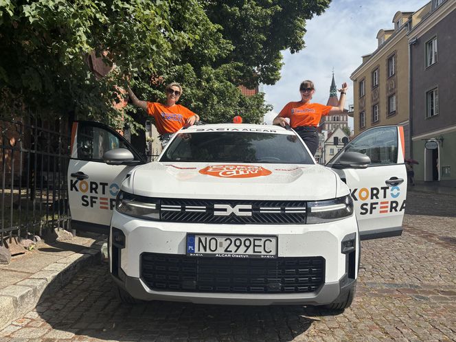 Tłumy przyjezdnych i uśmiechy na twarzach. Wakacyjny patrol Eska Summer City na olsztyńskiej Starówce