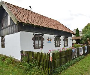 Stuletni dom