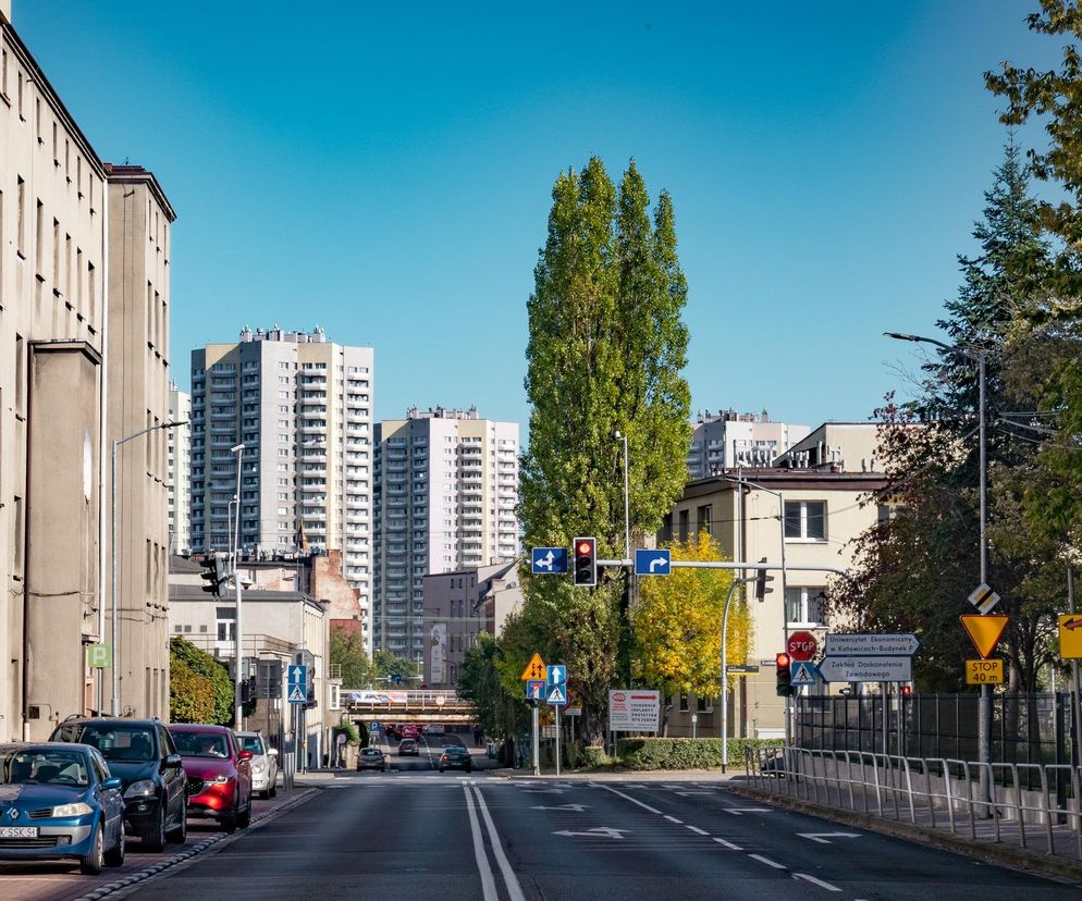 Katowice: ul. Graniczna miała być zamknięta w środę. Jest jednak przejezdna. Ktoś zaspał? Jest odpowiedź PKP