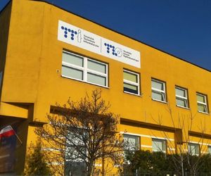 Uczeń pobił nauczycielkę informatyki. Teraz żałuje. Jakie konsekwencje grożą 18-latkowi?