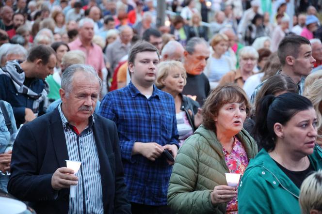 75 lat temu obraz Matki Boskiej w Lublinie zapłakał. Wierni uczcili rocznicę „Cudu lubelskiego” procesją różańcową