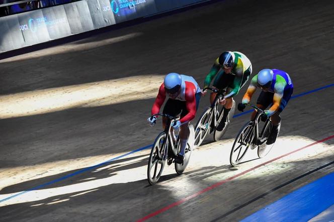 Obiecujący występ Mateusza Rudyka w kolarskiej Lidze Mistrzów! Podium w sprincie 