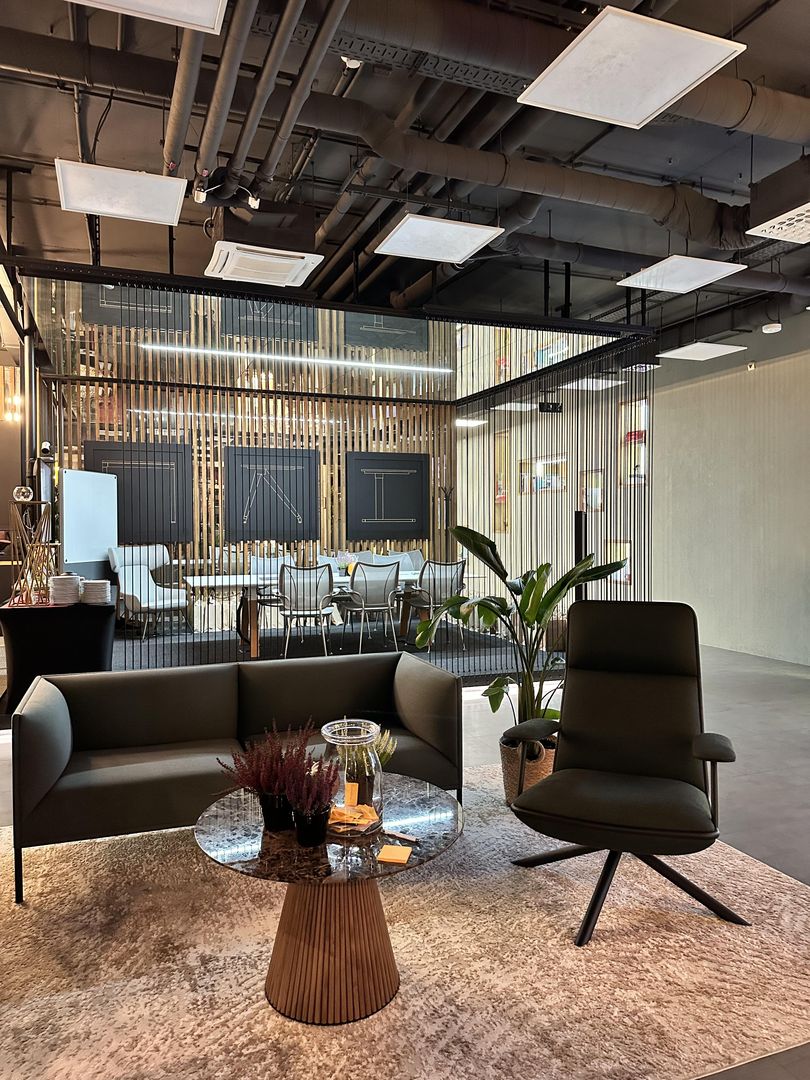 Meble i rozwiązania biurowe Ahrend