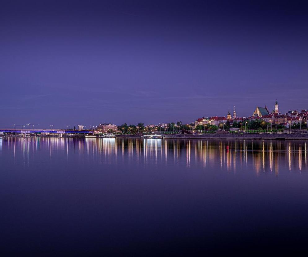 Panorama Warszawy nocą