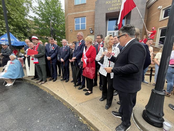 Dzień flagi i Święto Konstytucji 3 maja na Greenpoincie 2025