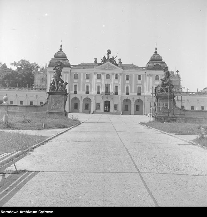 50 lat temu odbyły się Centralne Dożynki w Białymstoku. Zobacz zdjęcia z 1973 roku