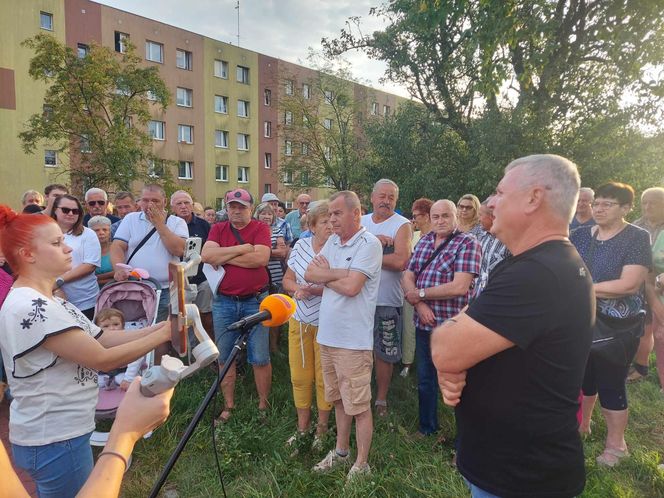 Starachowice to MY, nie Prezydent Materek. Mieszkańcy przeciw sprzedaży działek przy Leśnej