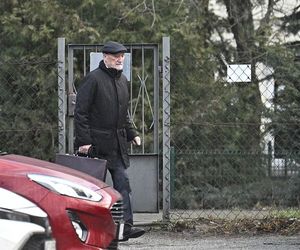 Antoni Macierewicz przesiadł się do taksówki 