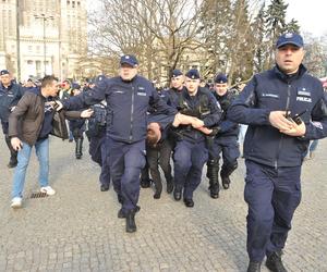 Protest Rolników w Warszawie, gorąco pod PKiN