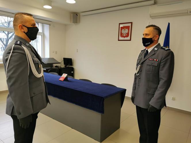Nowi policjanci w Białymstoku. Ślubowanie złożyło 7 funkcjonariuszy [ZDJĘCIA]