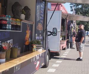 Food Truck Festivals 2023 w Bydgoszczy. Wyjątkowe restauracje zaparkowały pod Torbydem [ZDJĘCIA]
