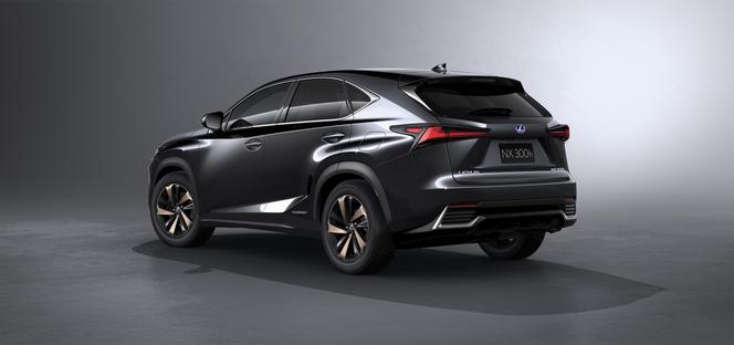 Odświeżony Lexus NX