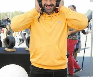 Błyskawiczna zmiana statusu. Akop Szostak w kwietniu się rozwiódł, a w czerwców oświadczył ponownie